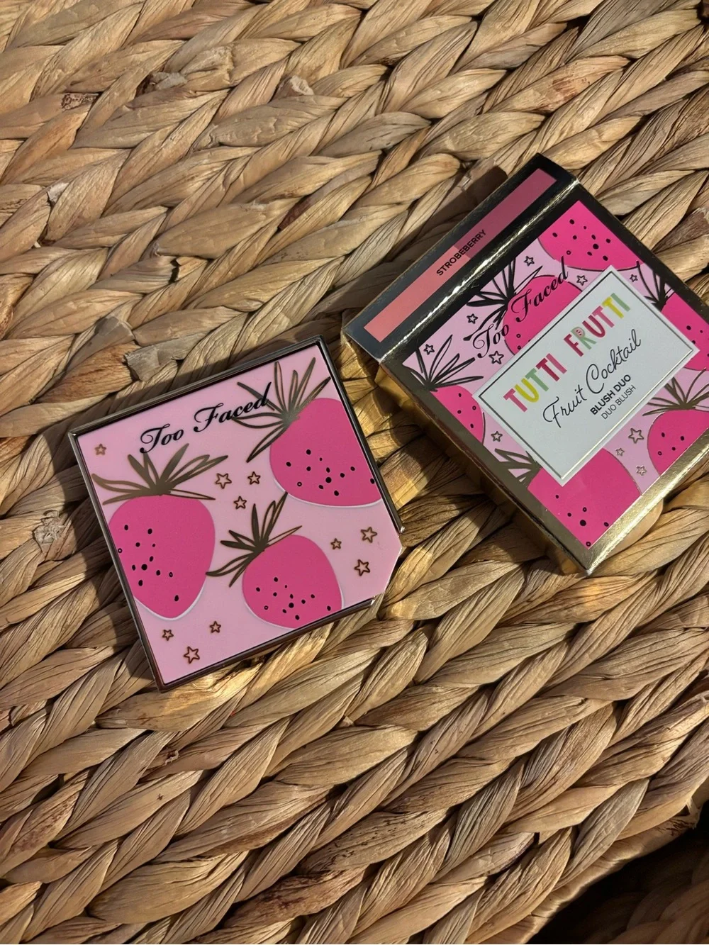 Too Faced Tutti Frutti Fruit Cocktail Blush Duo - Bright Pink